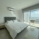 Apartamento exclusivo con salida al mar